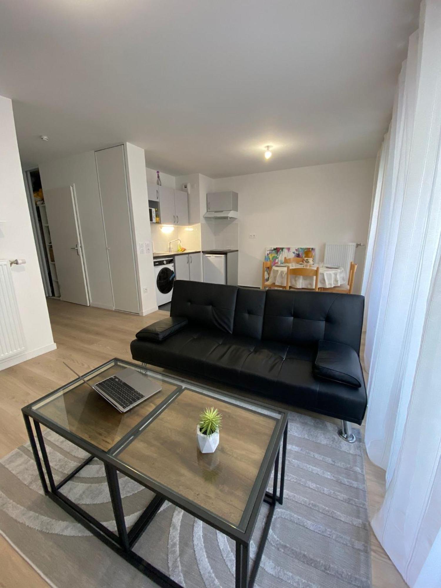 Joli Appartement F2 Bobigny Metro Proche Paris Dış mekan fotoğraf