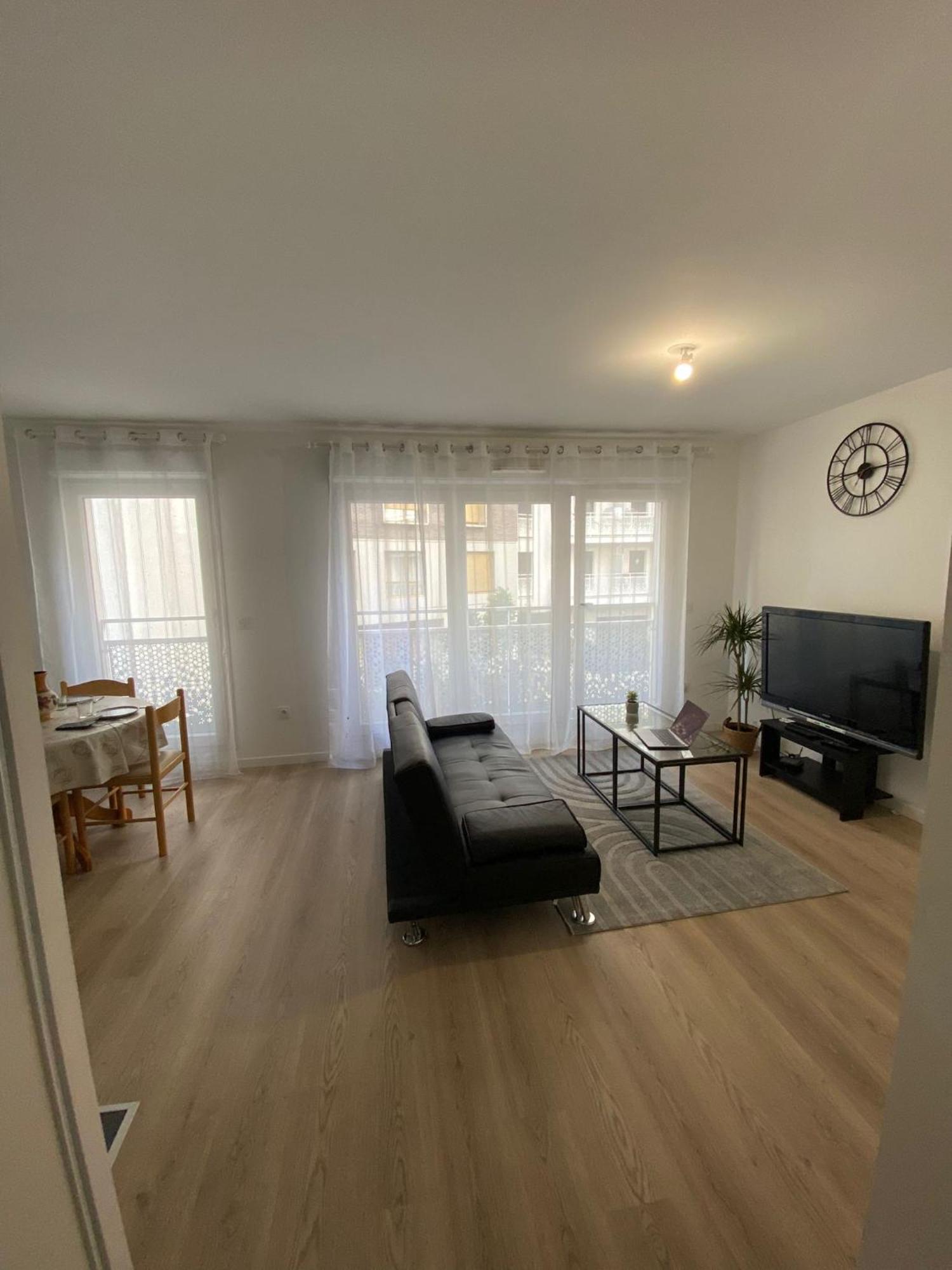 Joli Appartement F2 Bobigny Metro Proche Paris Dış mekan fotoğraf